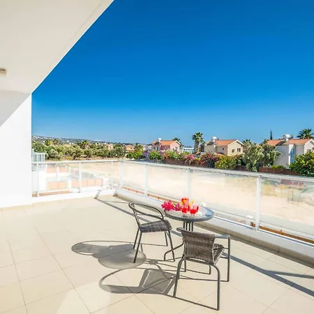 White Moonflower Вилла Пейя