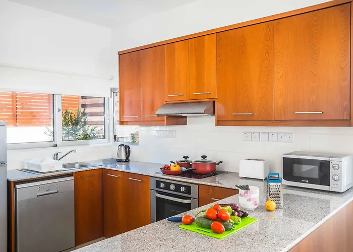 Вилла White Moonflower