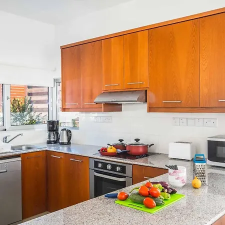 White Moonflower * Peyia