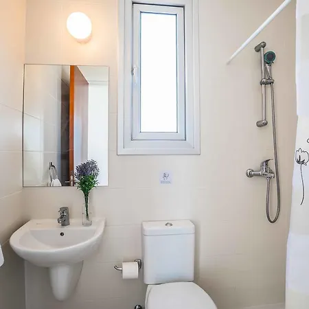 White Moonflower * Peyia